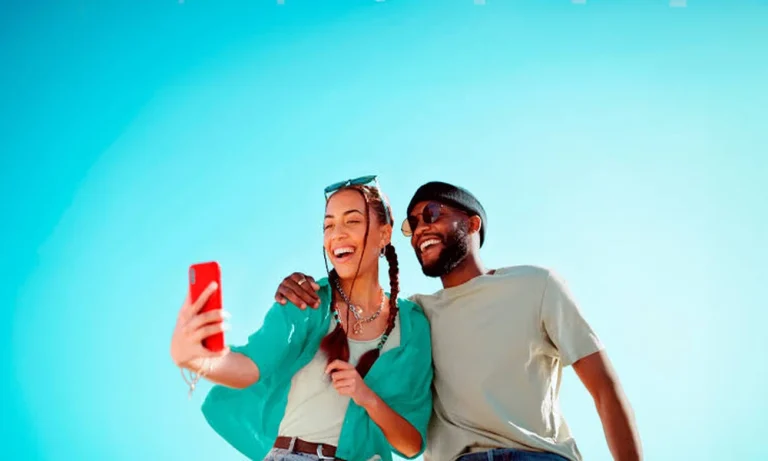 Prepaid Mobile Plans vs Roaming Add-Ons: What Malaysians Should Know Before Travelling